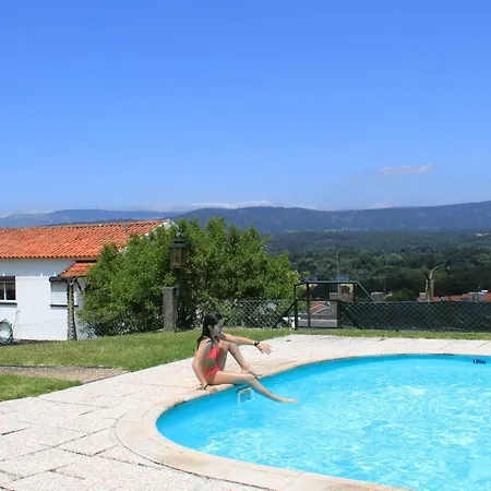 Country house Casas Da Loureira - Casa Da Piscina E Batatas Ii